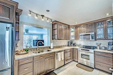 1131 SE 5th Avenue Pompano Beach FL 33060
