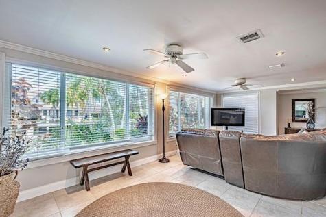 1131 SE 5th Avenue Pompano Beach FL 33060