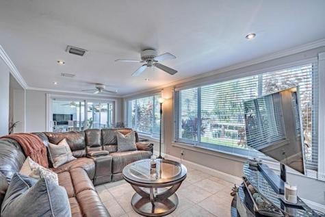 1131 SE 5th Avenue Pompano Beach FL 33060
