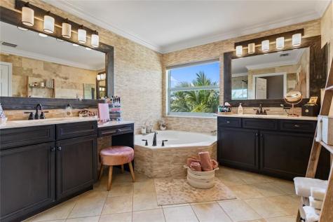 11577 Ponywalk Trail Boynton Beach FL 33473