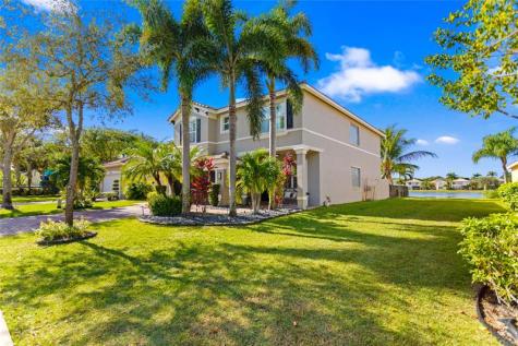 11577 Ponywalk Trail Boynton Beach FL 33473