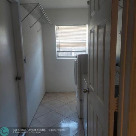 Lauderdale Lakes FL 33311