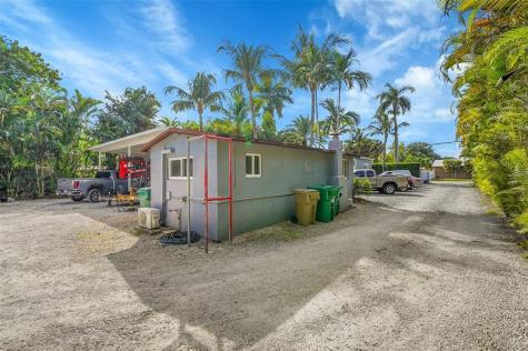 4860 SW 61st Avenue Davie FL 33314