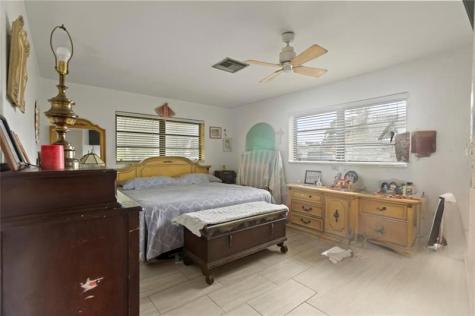 497 NW 47th Court Oakland Park FL 33309