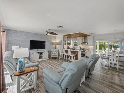 219 Blossom Lane Palm Beach Shores FL 33404