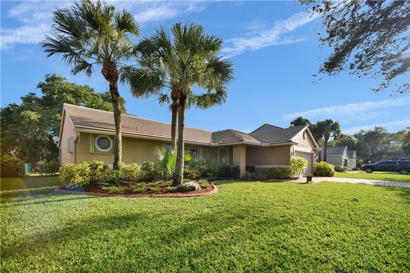 9226 NW 44th Court Coral Springs FL 33065