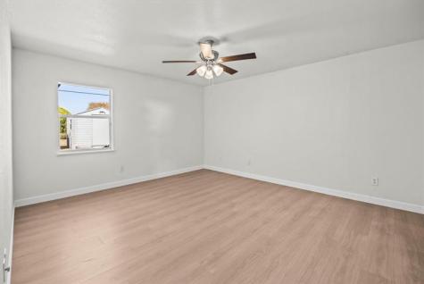 1533 SE Minorca Avenue Port St Lucie FL 34952