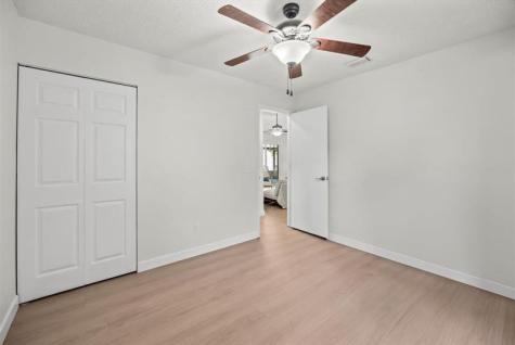 1533 SE Minorca Avenue Port St Lucie FL 34952