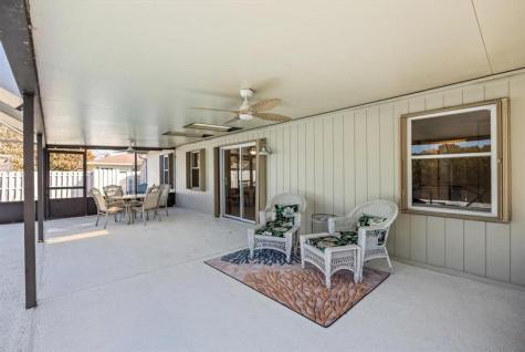 1533 SE Minorca Avenue Port St Lucie FL 34952