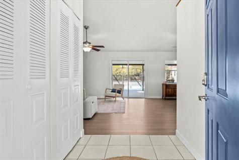 1533 SE Minorca Avenue Port St Lucie FL 34952