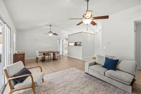1533 SE Minorca Avenue Port St Lucie FL 34952