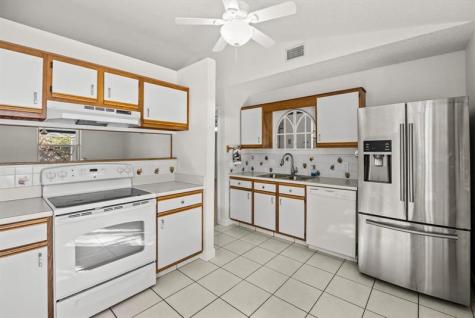 1533 SE Minorca Avenue Port St Lucie FL 34952