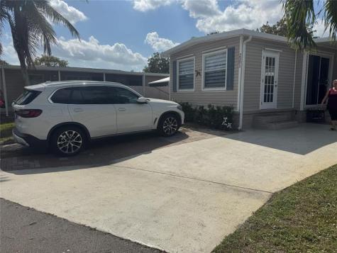 2301 SW 86th Terrace Davie FL 33324