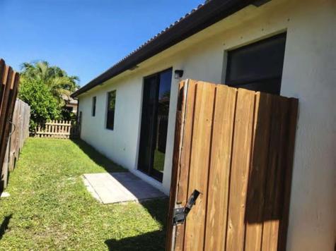 3663 SE 2nd Drive Homestead FL 33033