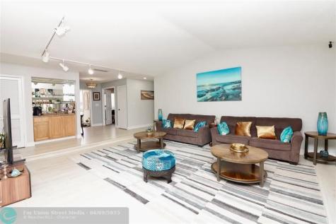 6307 Silk Oak Circle Tamarac FL 33319