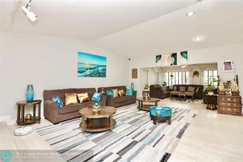 6307 Silk Oak Circle Tamarac FL 33319