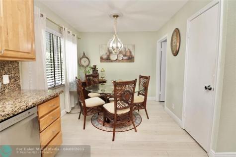 6307 Silk Oak Circle Tamarac FL 33319