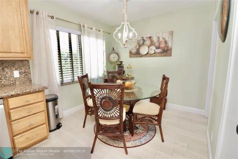 6307 Silk Oak Circle Tamarac FL 33319