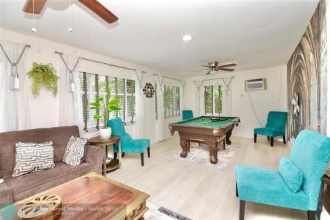 6307 Silk Oak Circle Tamarac FL 33319
