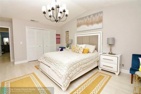 6307 Silk Oak Circle Tamarac FL 33319