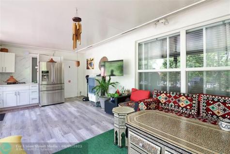 6307 Silk Oak Circle Tamarac FL 33319