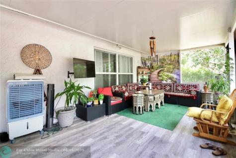 6307 Silk Oak Circle Tamarac FL 33319