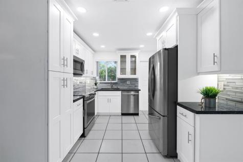 2152 NE 62nd Street Fort Lauderdale FL 33308