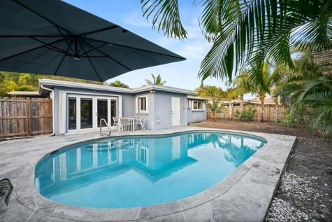 2152 NE 62nd Street Fort Lauderdale FL 33308