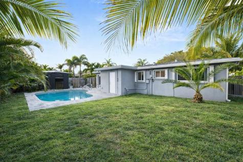 2152 NE 62nd Street Fort Lauderdale FL 33308