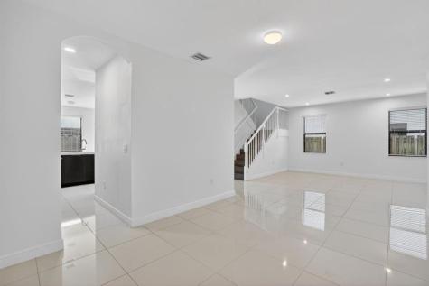 8751 NW 102nd Place Doral FL 33178