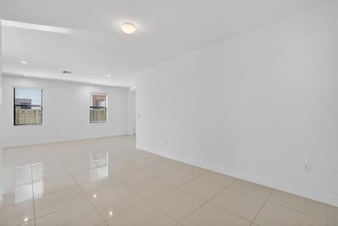 8751 NW 102nd Place Doral FL 33178