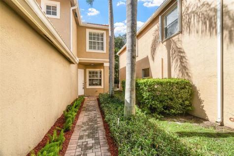 10555 Cocobolo Way Boynton Beach FL 33437