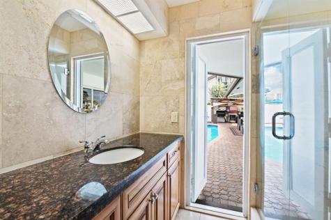 2821 NE 9th Court Pompano Beach FL 33062
