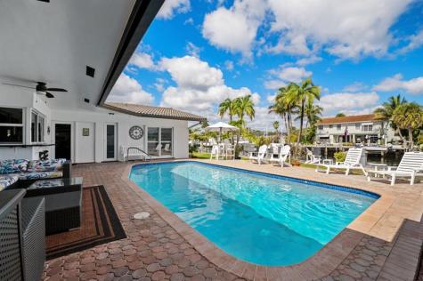 2821 NE 9th Court Pompano Beach FL 33062