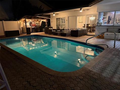 2821 NE 9th Court Pompano Beach FL 33062