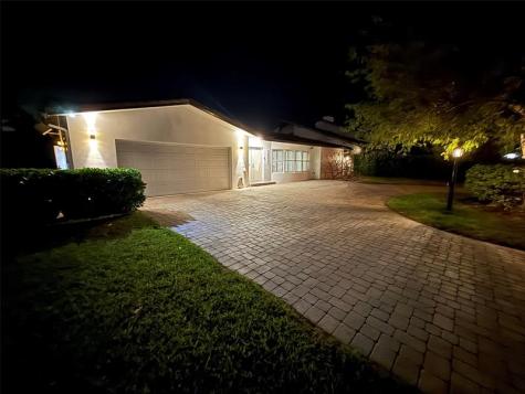 2821 NE 9th Court Pompano Beach FL 33062