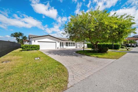 2821 NE 9th Court Pompano Beach FL 33062