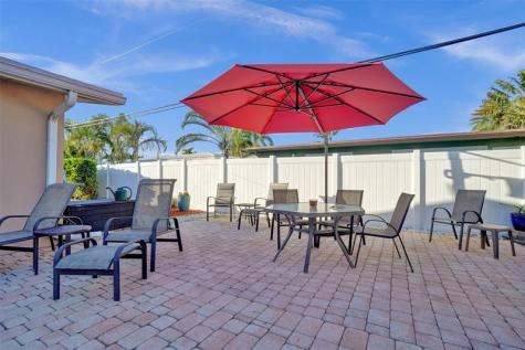2585 SE 3rd Street Pompano Beach FL 33062