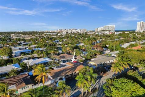 2585 SE 3rd Street Pompano Beach FL 33062