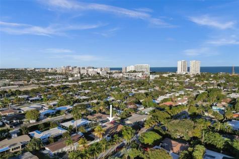 2585 SE 3rd Street Pompano Beach FL 33062