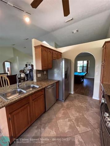 2232 SE Longhorn Avenue Port St Lucie FL 34952