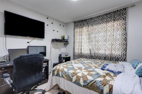 1610 SW 68th Terrace North Lauderdale FL 33068