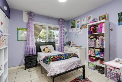 1610 SW 68th Terrace North Lauderdale FL 33068