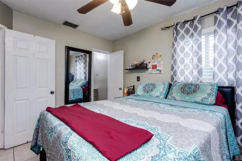 1610 SW 68th Terrace North Lauderdale FL 33068