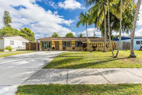 1610 SW 68th Terrace North Lauderdale FL 33068