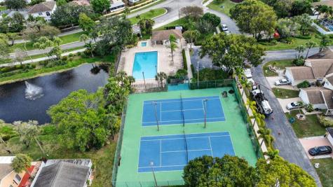 1023 Fairfax Circle Boynton Beach FL 33436