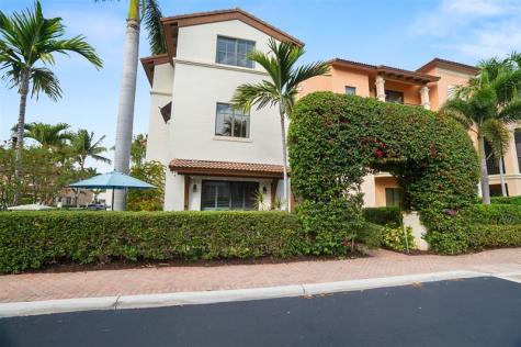 72 NW Chaucer Lane Boca Raton FL 33432
