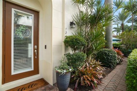72 NW Chaucer Lane Boca Raton FL 33432