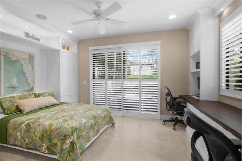 72 NW Chaucer Lane Boca Raton FL 33432