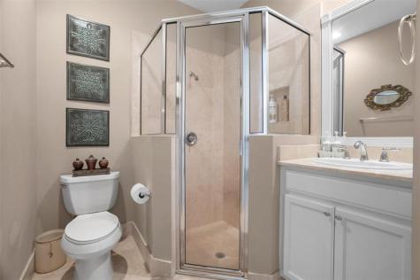 72 NW Chaucer Lane Boca Raton FL 33432